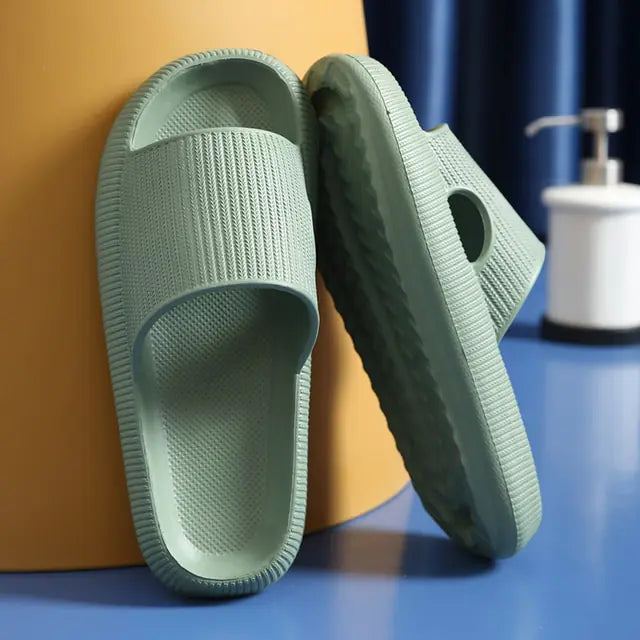 Beach Thick Slippers combination of comfort, luxury and style top quality materials