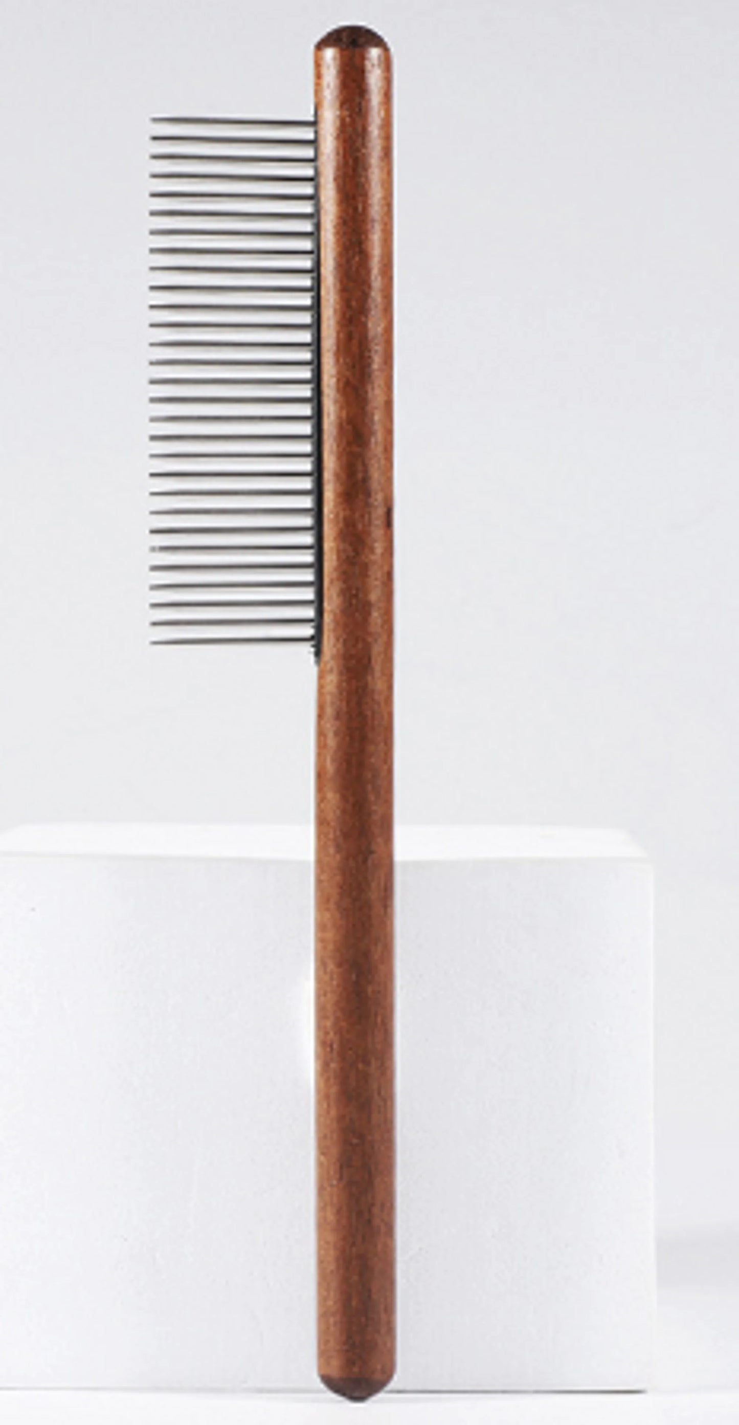 Cat Comb is a stainless steel combs with wooden handles are often popular choices for pet Cat Dog grooming tools